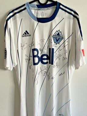 Vancouver Whitecaps 2013-14 Signed Jersey L Adidas MLS Jay DeMerit + Team